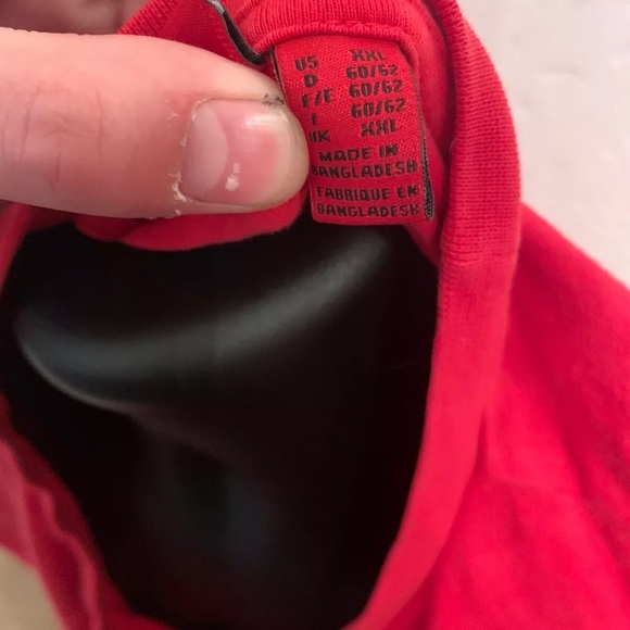 Red Scuderia Ferrari T Shirt With Emblem XXL - Picture 5 of 6